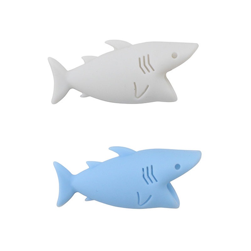 シリコーン歯ブラシキャップ　サメ　２Ｐ