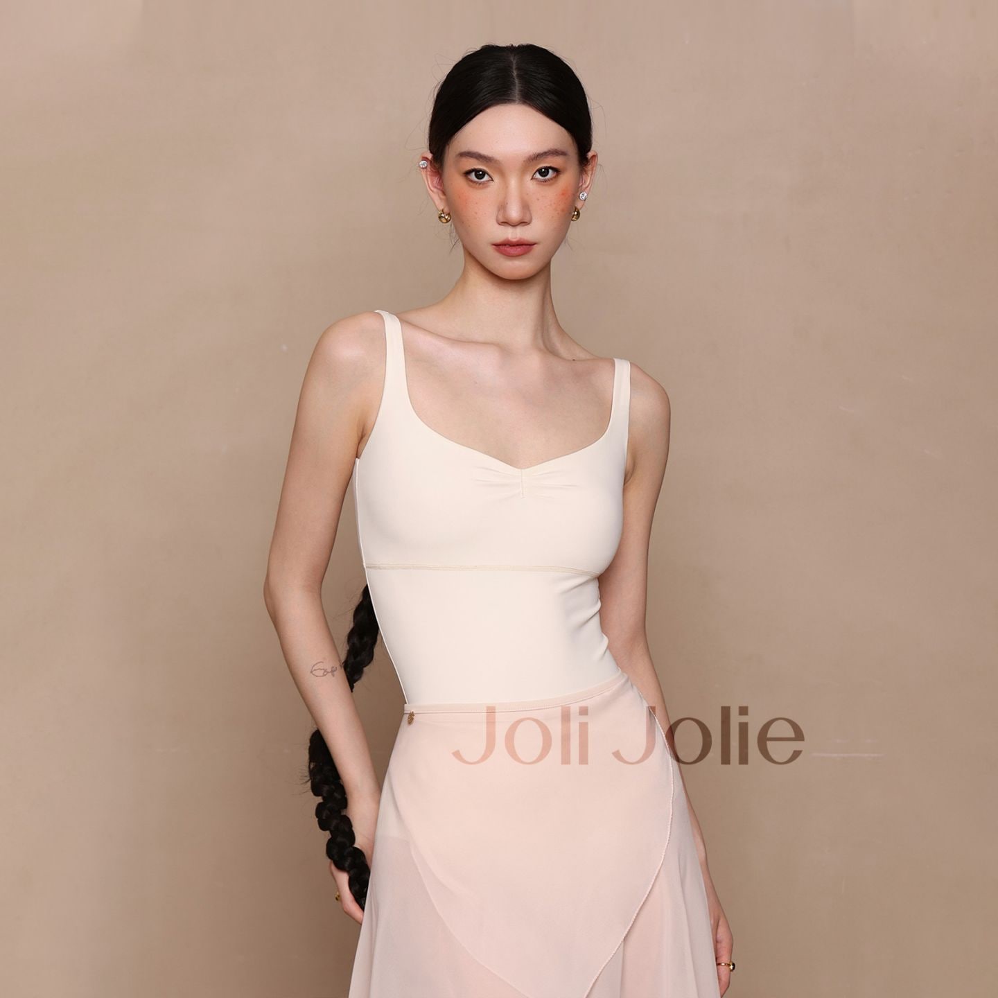 ノースリーブレオタードDZB391