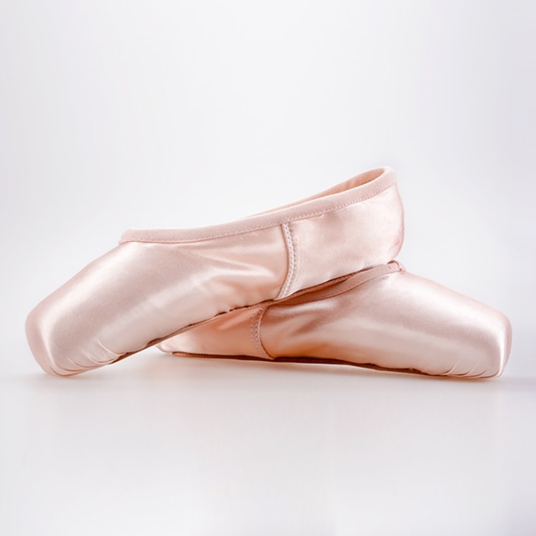 バレエ団指定トゥシューズ WH019