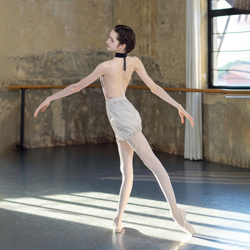 ショートボトムス ２色展開 DZB195