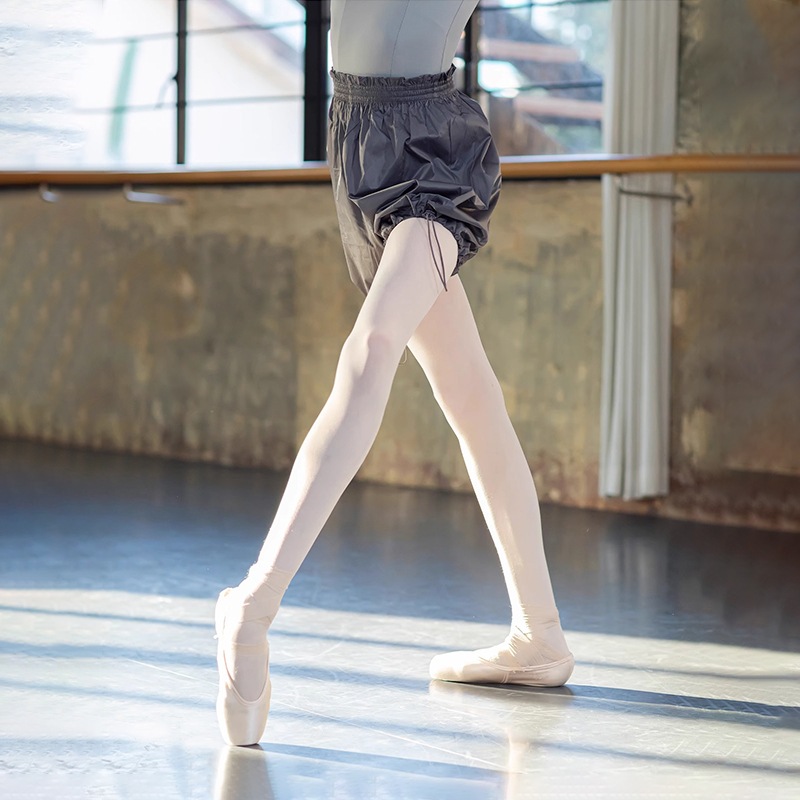 ショートボトムス ２色展開 DZB195