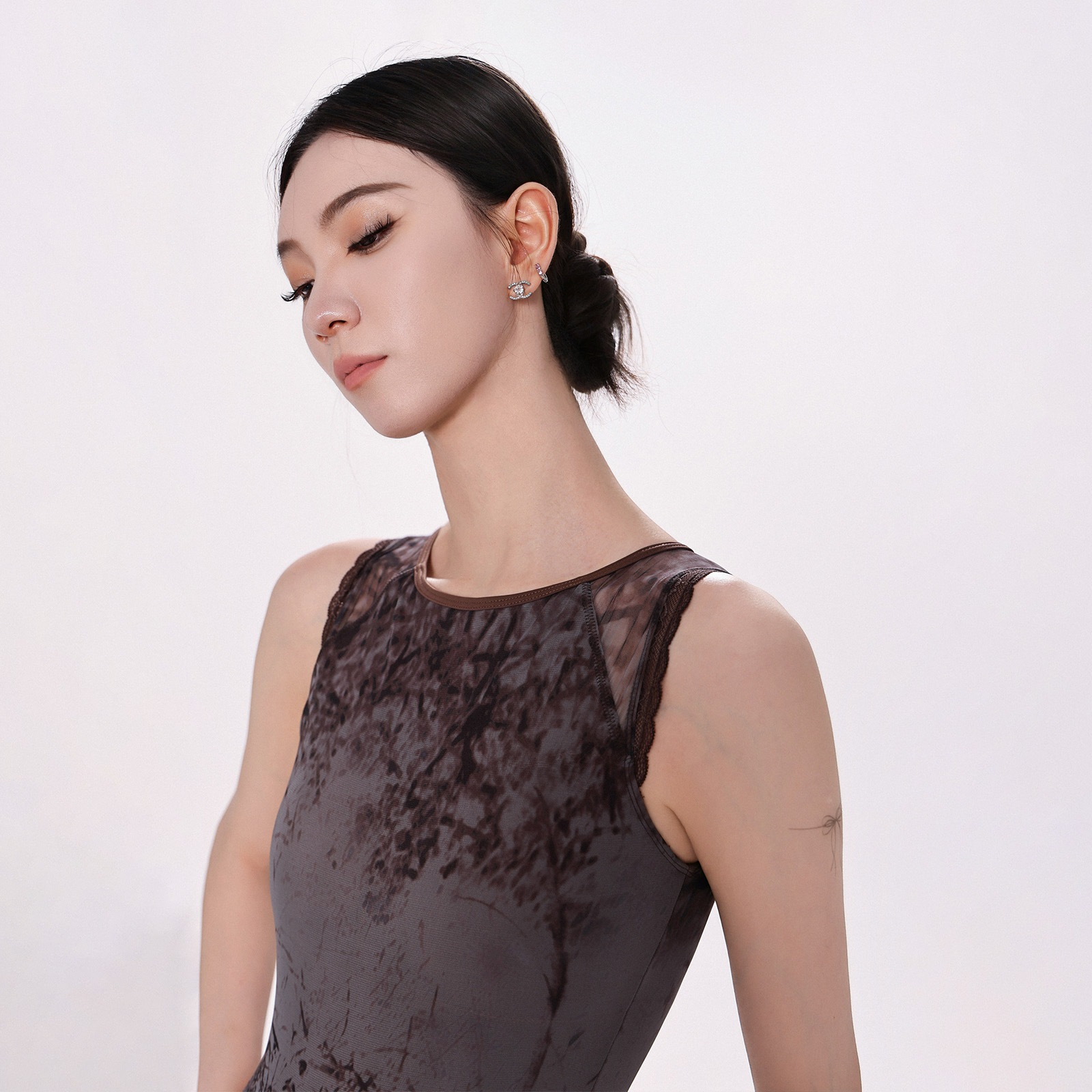 ノースリーブレオタードDZB354