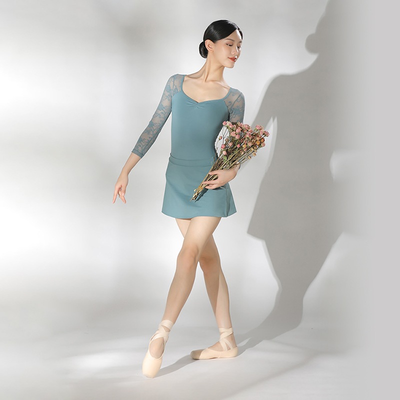 ロングスリーブレオタード４色展開DC7281