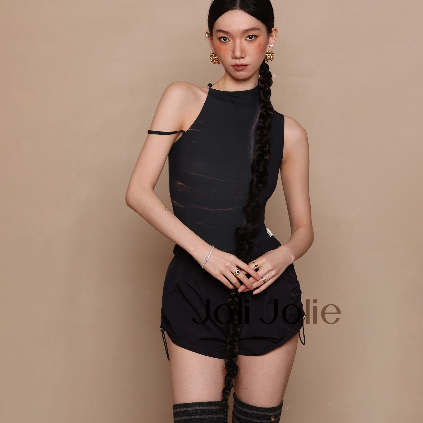 ハイネックレオタード2色展開DZB390