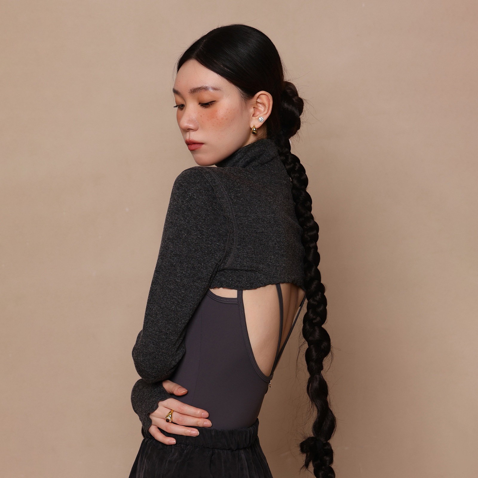 ハイネックショートトップDZB397