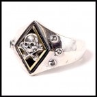 13 SKULL RING