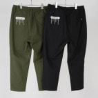 BACK SATIN TAPERD PANTS