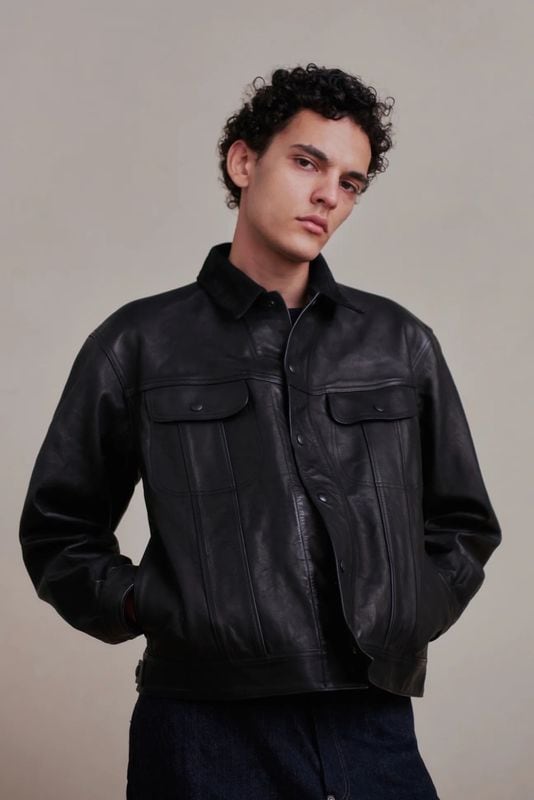 PATINA HORSE-HIDN ROPER JACKET (PATINA BLACK)