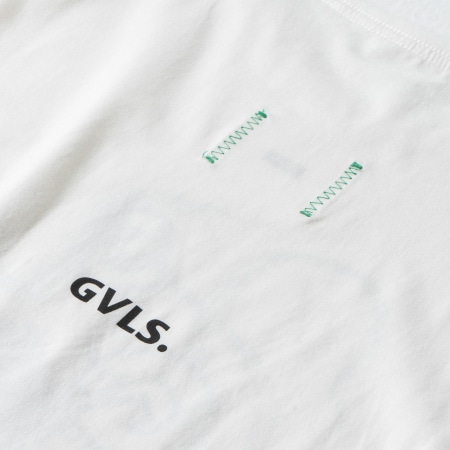 S/S ROUND TEE "KARAKEN" (WHITE)