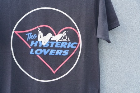 HYSTERIC LOVERS T (BLACK)