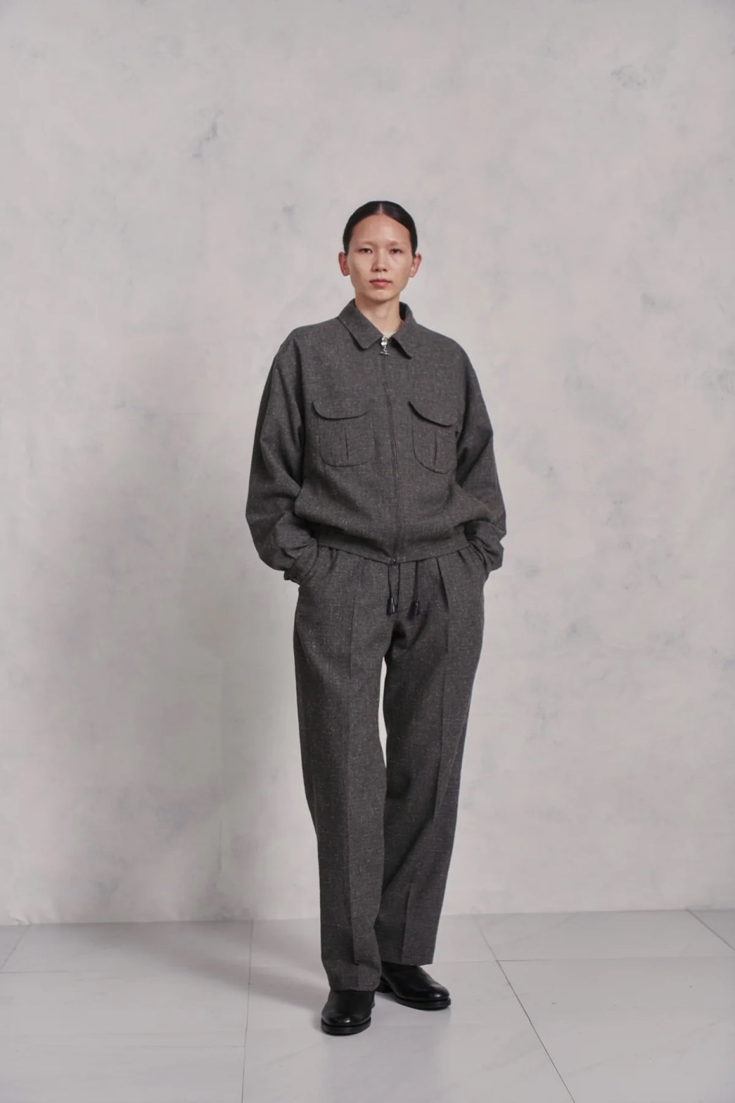PLEATED-POCKET RICKY JACKET (PEWTER)