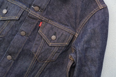 �ǥ˥ॸ�㥱�å�