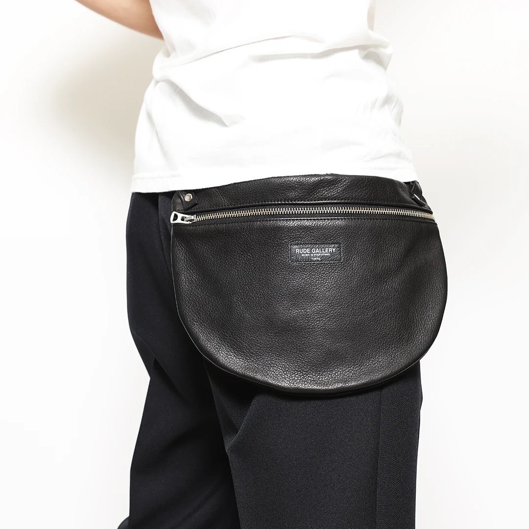 LEATHER APRON BAG