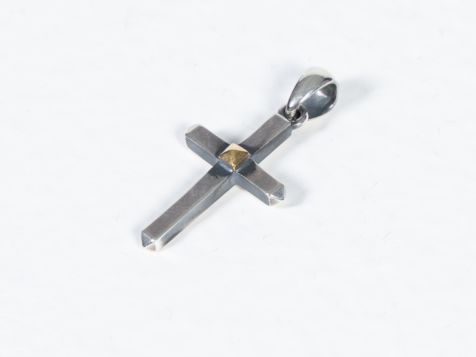 CROSS PENDANT TOP BICOLOR