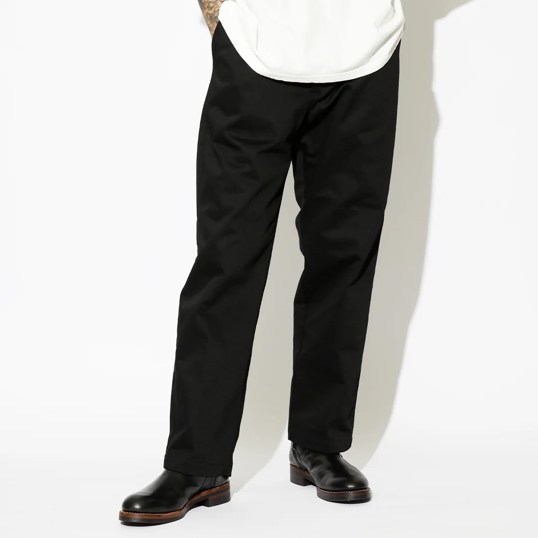 LOGO EMB TROUSERS (BLACK)