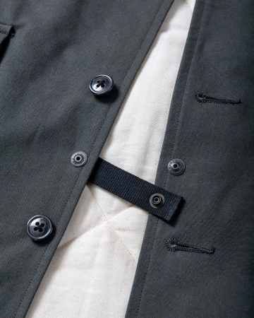 NEIL VEST��STANDARD��(DARK-GRAY)