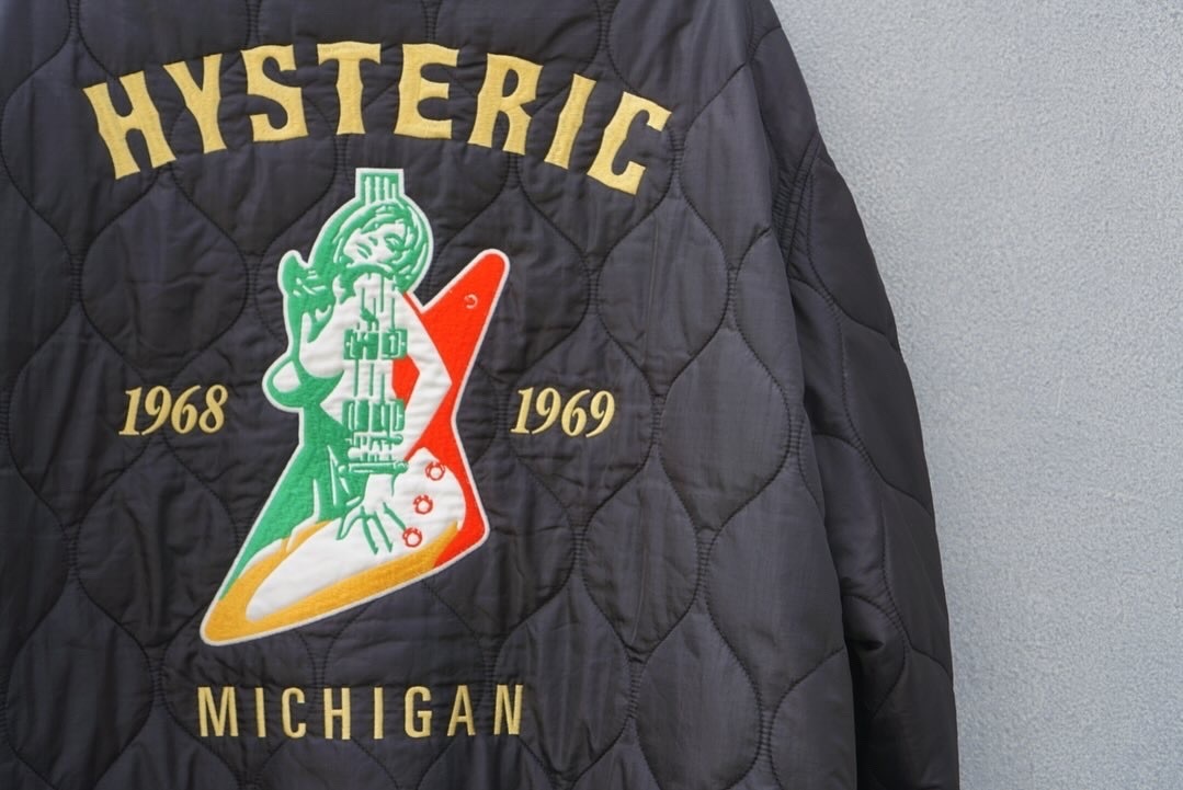 GUITAR GIRL MICHIGAN�ɽ� ����ƥ��󥰥��㥱�å� (BLACK)