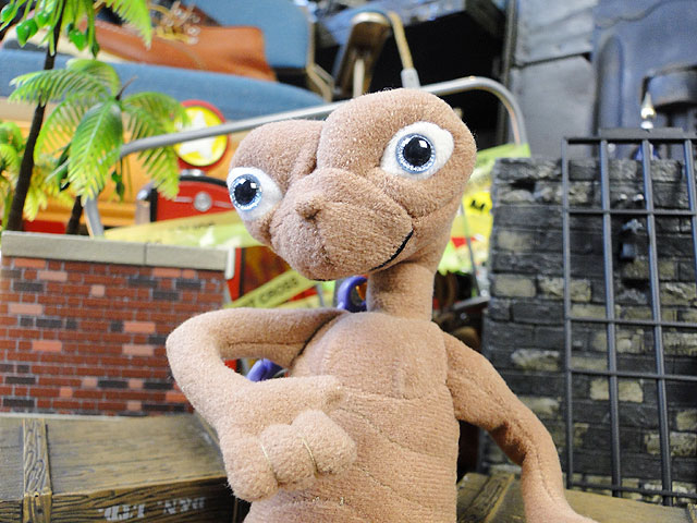 E.T. ぬいぐるみキーホルダーの通販・販売 | アメリカ雑貨のテーマ