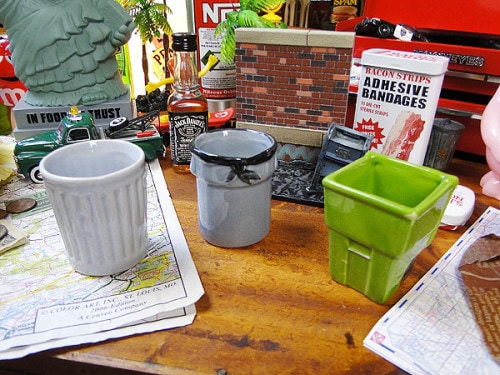 アメリカのゴミ箱　ショットグラス3Pセット|ジョークグッズ|もはや店長すら迷子になるアメ雑ジャングル