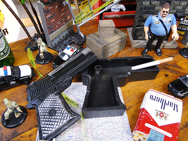 ハンドガンアシュトレイミリタリー灰皿の通販・販売 | アメリカ雑貨の