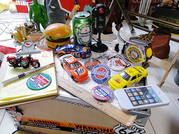 アメ車好きのためのモーター系缶バッジ （ビュイック） の通販・販売