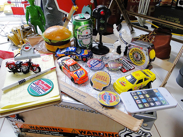 アメ車好きのためのモーター系缶バッジ （シェル プレミアム