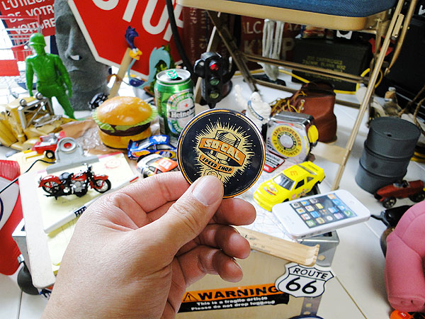 アメ車好きのためのモーター系缶バッジ (SO CALスピード アメ車好きのためのモーター系缶バッジ (SO CALスピード