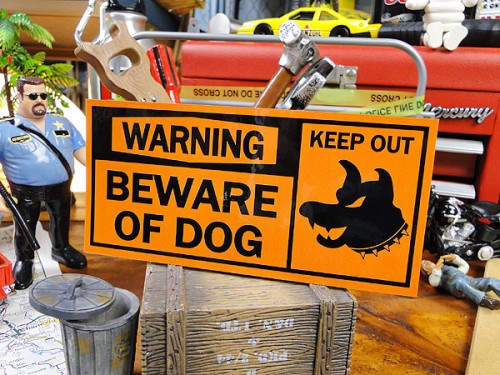 U.S.パブリックサインステッカー　（猛犬注意立入禁止）　|USAサインプレートステッカー|ステッカー