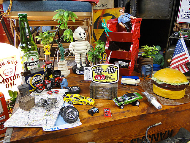 シックスティーワット アドバタイジングステッカー （60WATT