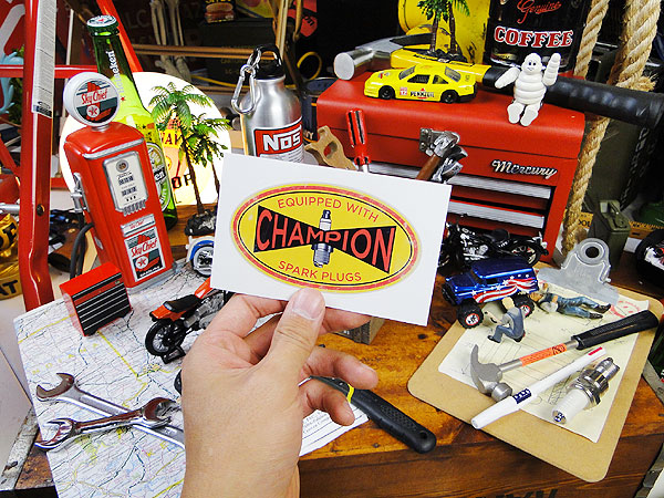 ノスタルジック ガレージステッカー （チャンピオン/オーバル）の通販