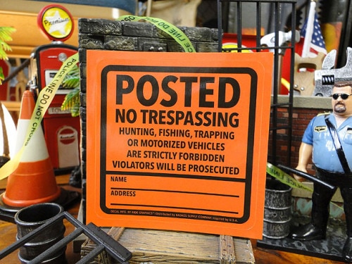 立入禁止　ステッカー　（オレンジ）　バッドアス　ステッカー#005|バッドアス・ステッカー|ステッカー