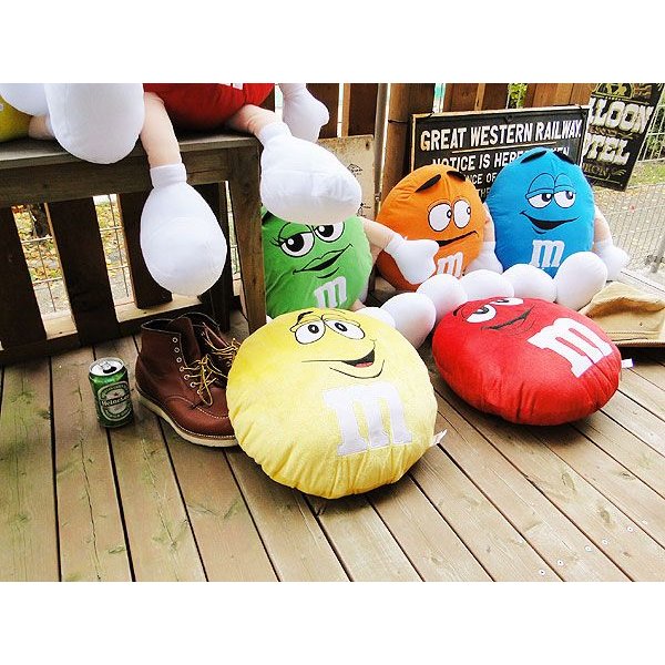 m&m'sクッション（イエロー）の通販・販売 | アメリカ雑貨のテーマ
