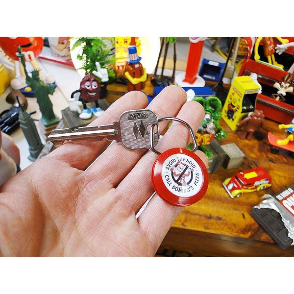 ドミノピザ　dominos 1845CONTESTカラビナ　キーホルダー AVOID THE NOID キーホルダー RED アメリカ輸入品 DOMINO PIZZA ドミノ