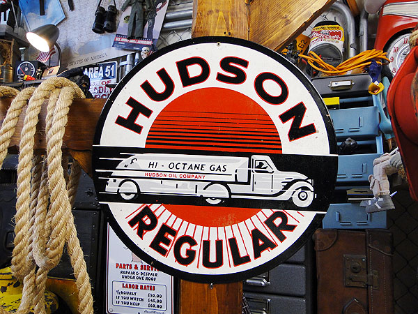 アメリカンオイルメーカー U.S.ヘヴィースチールサイン （ハドソン