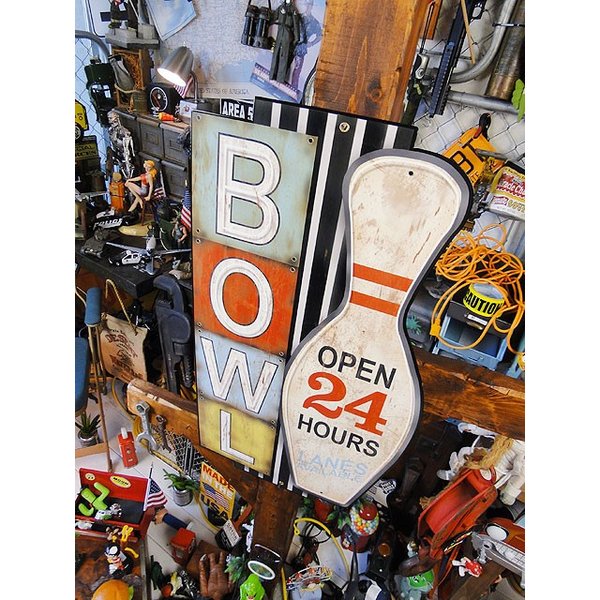 Retro advertising bowling poster. Vintage poster.のイラスト