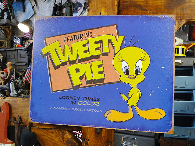 Looney Tunes トゥイーティー ライセンスプレート Looney Tunes トゥイーティー ライセンスプレート ルーニー