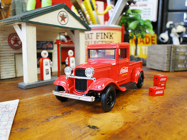 1934年 フォード モデルA ピックアップ ダイキャストミニカー 1/43