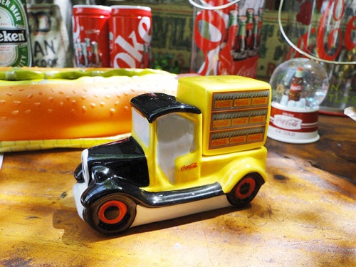 ������������֥��� �ǥ�Х꡼�ȥ�å�������ȡ��ڥåѡ��ܥȥ�