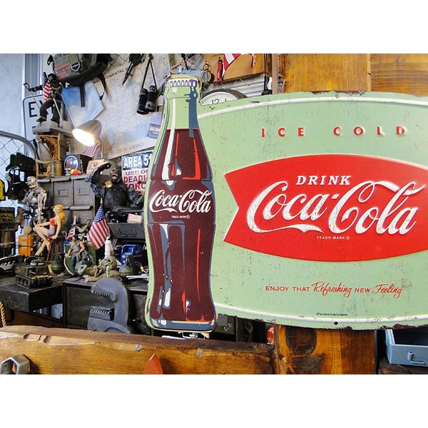 コカコーラ Coca Cola フィッシュテール 看板 壁掛け リボン コカコーラ Coca Cola フィッシュテール 看板 壁掛け リボン