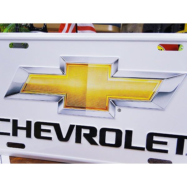 シボレー ライセンスプレート （ゴールドボウタイエンブレム）の通販