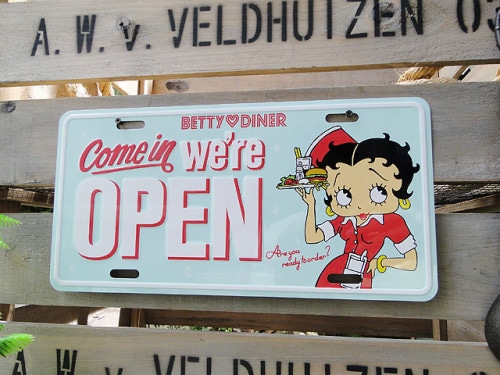 �٥ƥ����֡��ס��饤���󥹥ץ졼�ȡ��ʥ����ʡ������ץ��