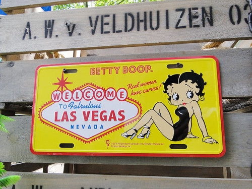 �٥ƥ����֡��ס��饤���󥹥ץ졼�ȡ��ʥ饹�٥�����