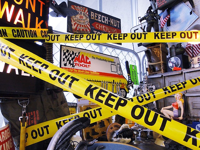 アメリカンヴィンテージなドラム缶 キープアウト 立ち入り禁止 バリケード