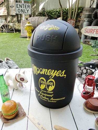 ムーンアイズ　35Lダストボックス　（ブラック）|ムーンアイズグッズ|男の秘密基地作りに！ガレージング雑貨