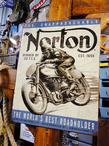 ノートン　ブリキ看板　（ウイナー）|世界のオートバイ|ボクらの原点そして永遠！ブリキ看板