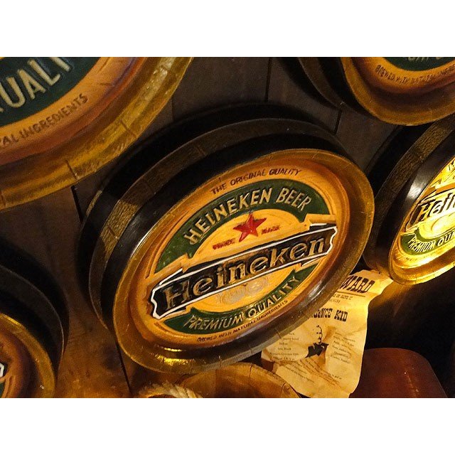 特大‼️希少✨ビンテージ インテリア　樽型 看板 壁掛 送料込　直接受渡OK❗️ アメリカン レトロ 樽底壁掛け看板 ハイネケン 樹脂 ビンテージ