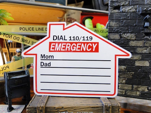 緊急電話リスト　U.S.パブリックサインステッカーシリーズ|ステッカー|男の秘密基地作りに！ガレージング雑貨