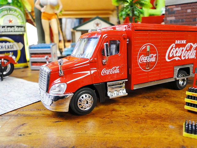 コカ・コーラ ヴィバレッジデリバリートラック 2スライディングドア