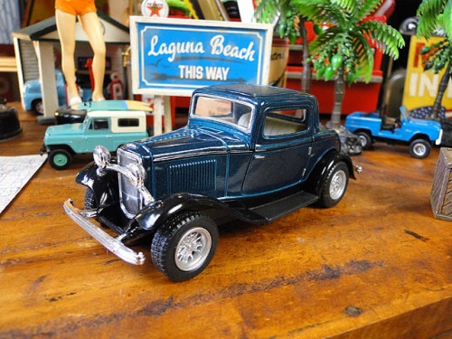 1932年　フォード　3ウィンドウ　クーペ　ダイキャストミニカー　1/34スケール　（ダークグリーン）|ミニカー/モデルカー/バイク/飛行機|男の秘密基地作りに！ガレージング雑貨