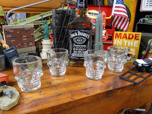 スカル　ショットグラス　4Pセット|海賊グッズ|もはや店長すら迷子になるアメ雑ジャングル